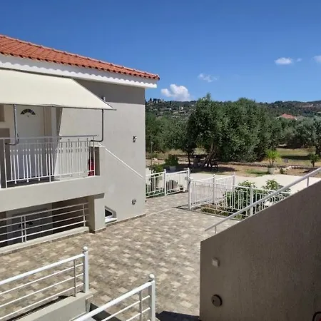 Casa De Rosa Apartments&studios Svoronata