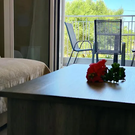 Casa De Rosa Apartments&studios 4*