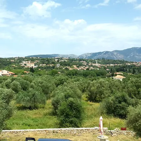 Casa De Rosa & Aparthotel Svoronata