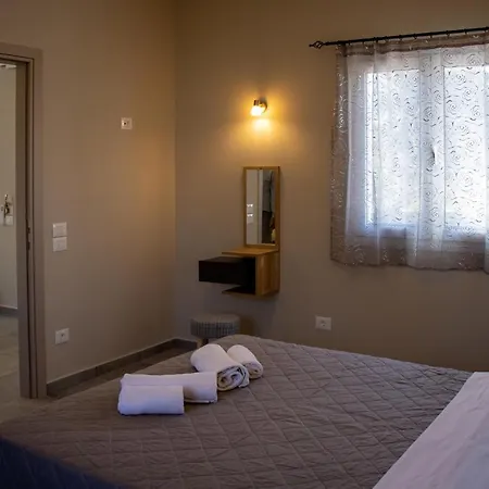 Casa De Rosa Apartments&studios Apartahotel Svoronata