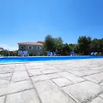 Casa De Rosa & 4* Svoronata